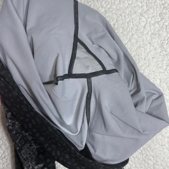 Lululemon Wunder Under Hi-Rise Nulux Leggings Overlace Black Grey Size 8 - Picture 9 of 13